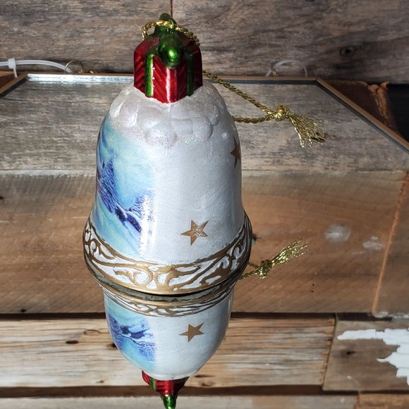 Handpainted Clay Christmas Bell Ornament - Winter Scene - Picture 5 of 6